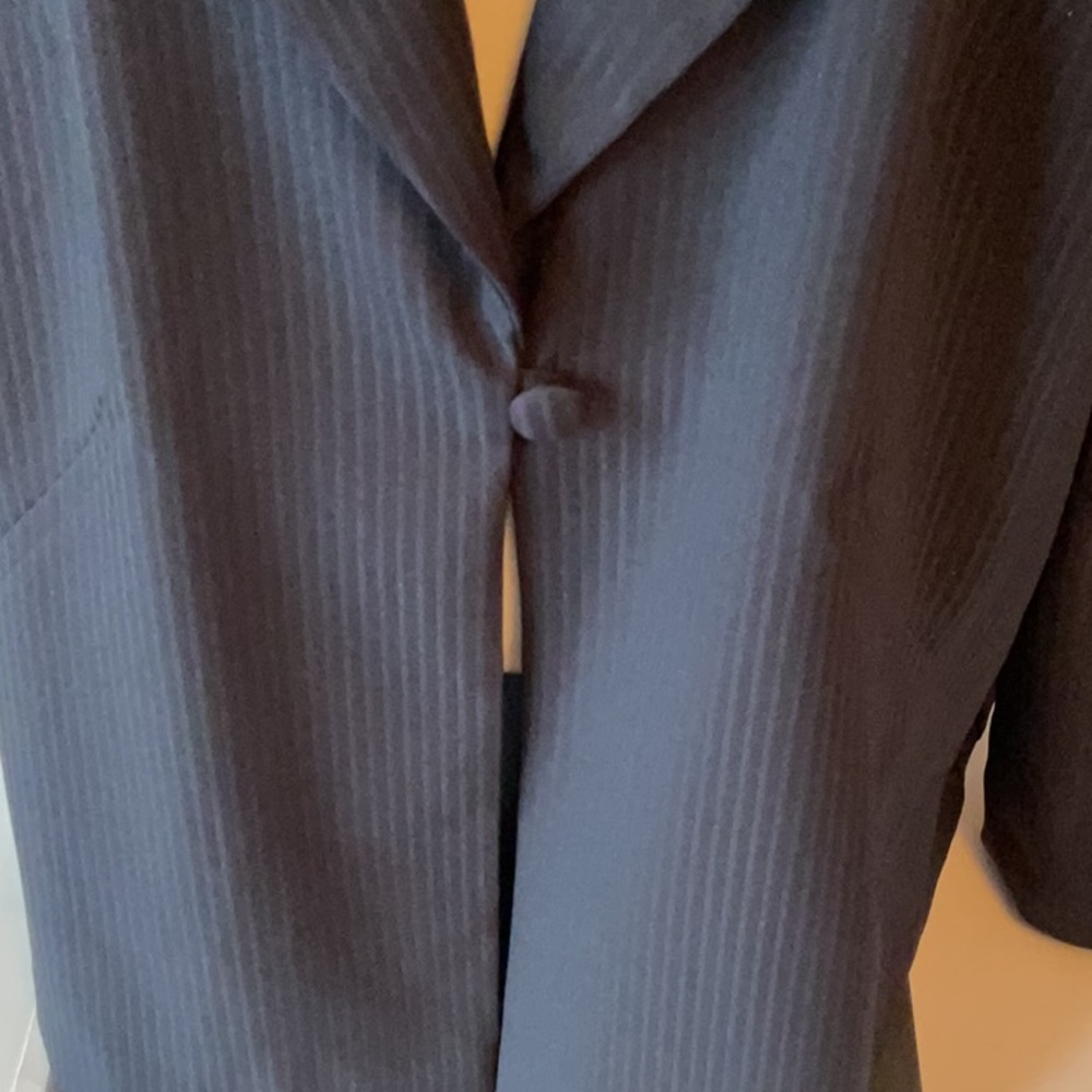 Pennington Single Button Blazer - Picture 5 of 11